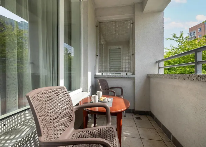 Astra By Solarento Διαμέρισμα *